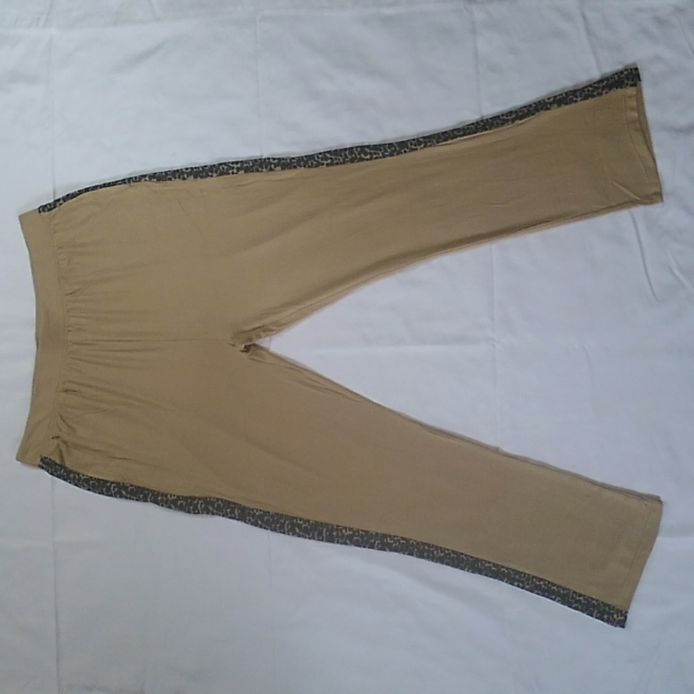 Retreat by Rhonda Shear Knit Lounge Pants Suntan with Animal Stripe NWT